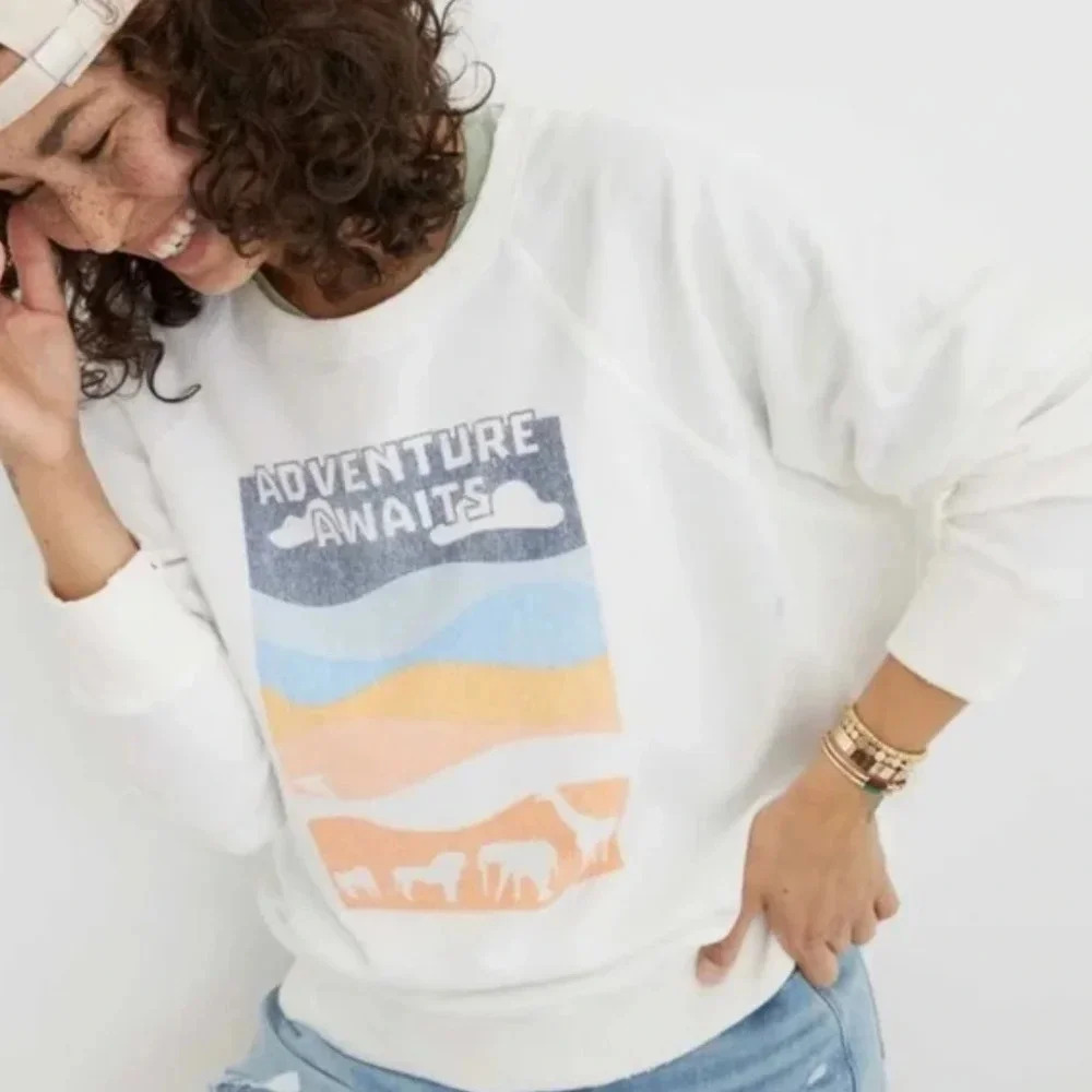 Aerie White Adventure Safari Animals Awaits Colorful Crewneck Sweatshirt Size XS